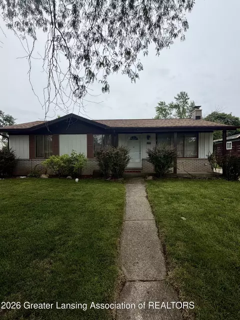 3209 Lucie St, Lansing, MI 48911