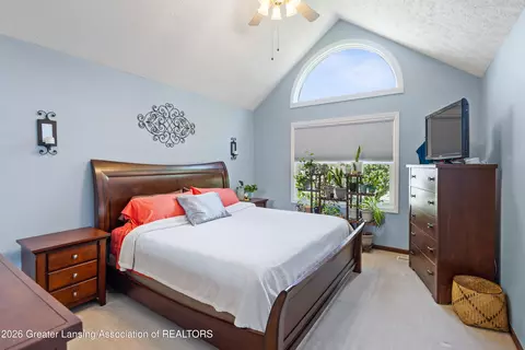 Bedroom - 824 Amesbury Dr, Dewitt, MI 48820 photo 1 of 8