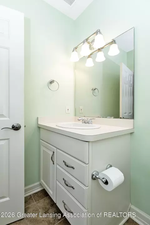 16677 Peacock Rd, Haslett, MI 48840 photo 26