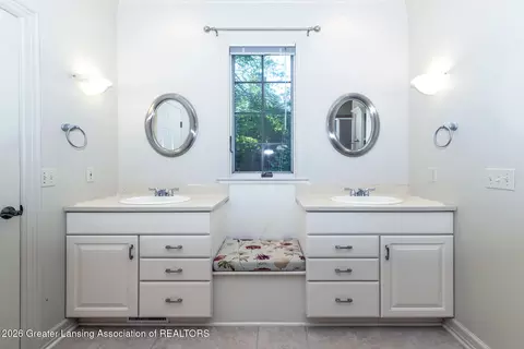 16677 Peacock Rd, Haslett, MI 48840 photo 18