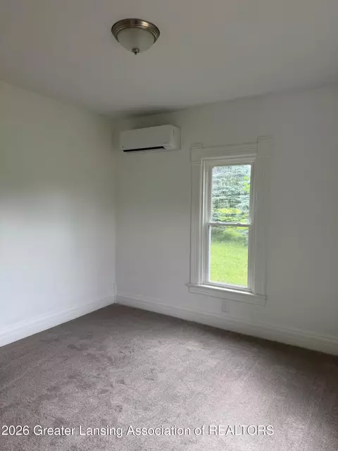 12470 Wacousta Rd, Eagle, MI 48822 photo 8