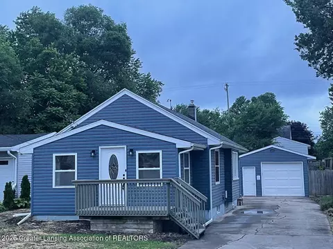 312 Hume Blvd, Lansing, MI 48917