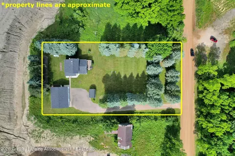 View/Area - 4360 Drumheller Rd, Bath, MI 48808 photo 2 of 2