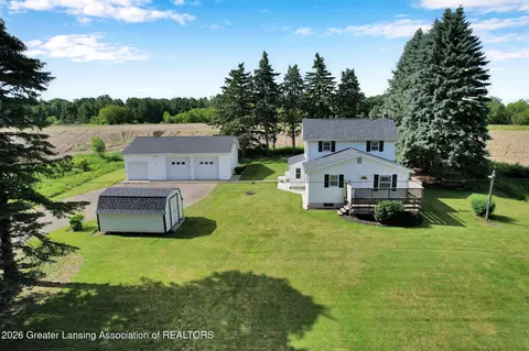 4360 Drumheller Rd, Bath, MI 48808