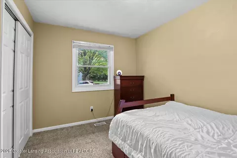 Bedroom - 4264 Kim Rye Ln, Holt, MI 48842 photo 1 of 8