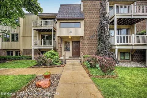 523 Bainbridge Dr #34, East Lansing, MI 48823