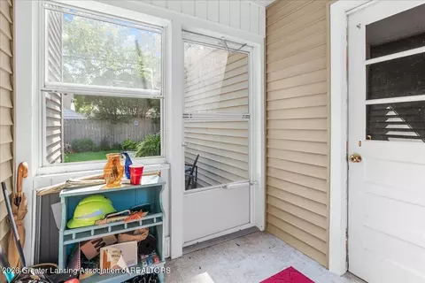 Exterior - 2017 Devonshire Ave, Lansing, MI 48910 photo 3 of 8