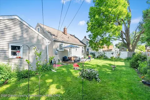 Exterior - 2017 Devonshire Ave, Lansing, MI 48910 photo 7 of 8