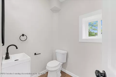 903 E State St, Saint Johns, MI 48879 photo 16