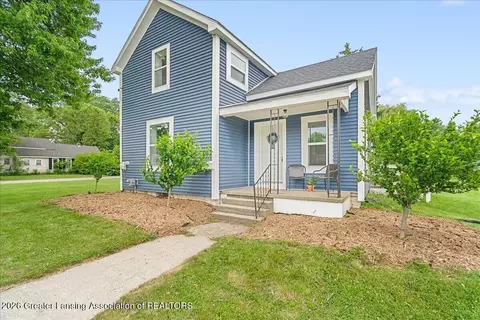 903 E State St, Saint Johns, MI 48879 photo 4