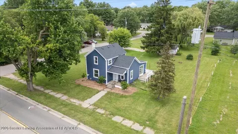 903 E State St, Saint Johns, MI 48879 photo 3