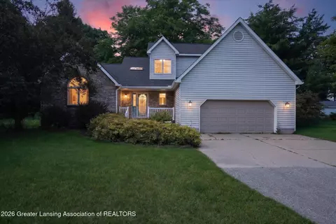 9600 Deer Trl, Haslett, MI 48840