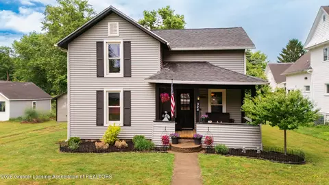 325 Grand St, Springport, MI 49284