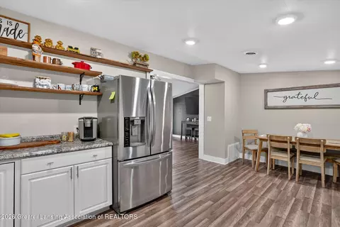 Kitchen - 715 Birchwood St, Dewitt, MI 48820 photo 3 of 3