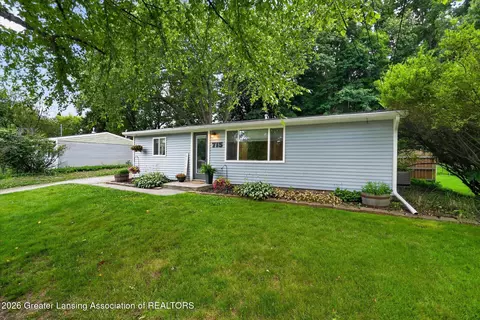 Exterior - 715 Birchwood St, Dewitt, MI 48820 photo 1 of 8