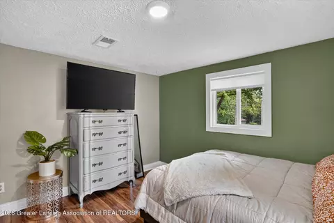 Bedroom - 715 Birchwood St, Dewitt, MI 48820 photo 5 of 10