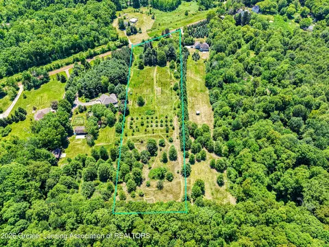 8716 Warner Rd, Haslett, MI 48840 photo 4