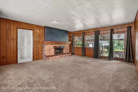 Living - 12419 E Greenfield Rd, Lansing, MI 48917 photo 5 of 8