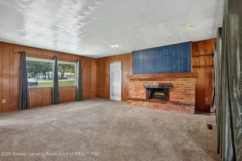 Living - 12419 E Greenfield Rd, Lansing, MI 48917 photo 8 of 8