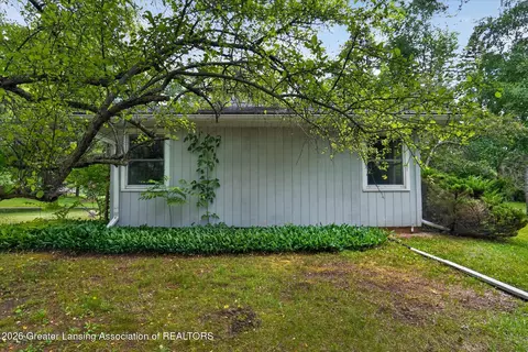 Exterior - 12419 E Greenfield Rd, Lansing, MI 48917 photo 6 of 8