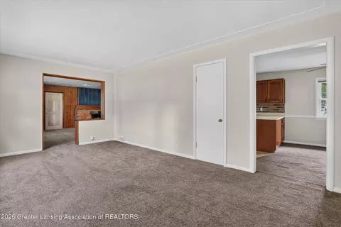Living - 12419 E Greenfield Rd, Lansing, MI 48917 photo 3 of 8
