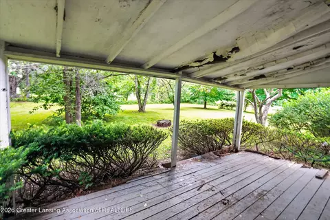 Exterior - 12419 E Greenfield Rd, Lansing, MI 48917 photo 2 of 8