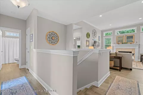 Entry Way - 214 Ayla Dr, Dewitt, MI 48820 photo 2 of 7