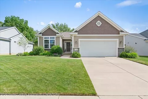 214 Ayla Dr, Dewitt, MI 48820