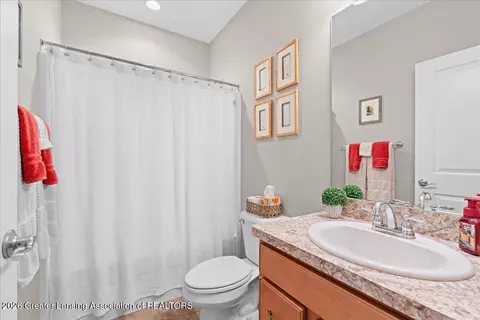 Bath - 214 Ayla Dr, Dewitt, MI 48820 photo 3 of 3