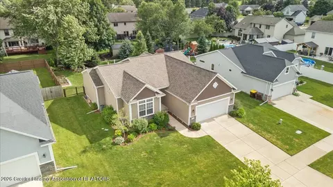 View/Area - 214 Ayla Dr, Dewitt, MI 48820 photo 5 of 8