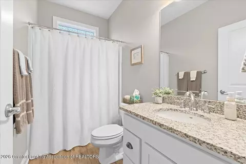 Bath - 214 Ayla Dr, Dewitt, MI 48820 photo 2 of 3