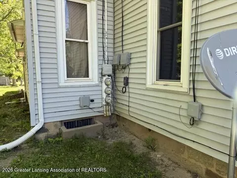 Exterior - 219 E Oliver St, Corunna, MI 48817 photo 1 of 1