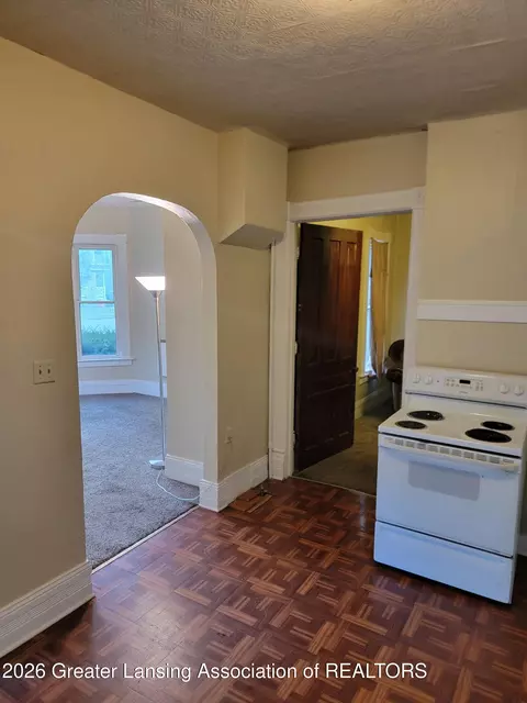 Entry Way - 219 E Oliver St, Corunna, MI 48817 photo 1 of 2