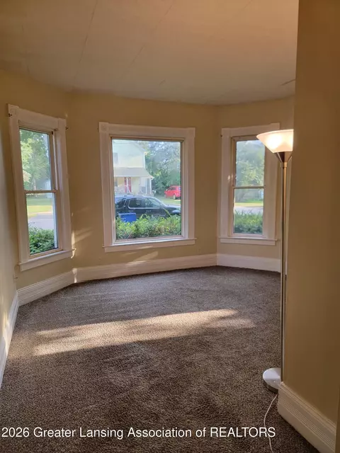 Living - 219 E Oliver St, Corunna, MI 48817 photo 4 of 5