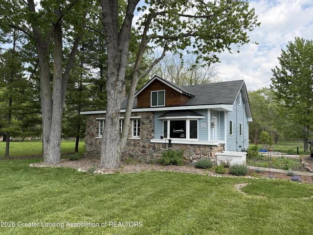 5429 S Waverly Rd, Lansing, MI 48911