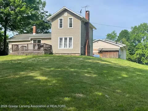 9990 S Bird Rd, Dowling, MI 49050