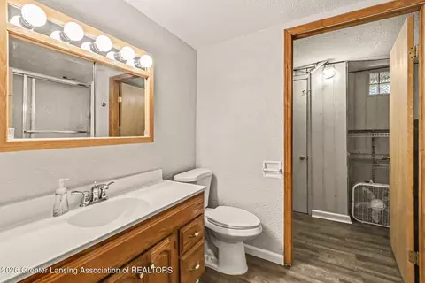 Bath - 6950 Delta River Dr, Lansing, MI 48906 photo 2 of 2