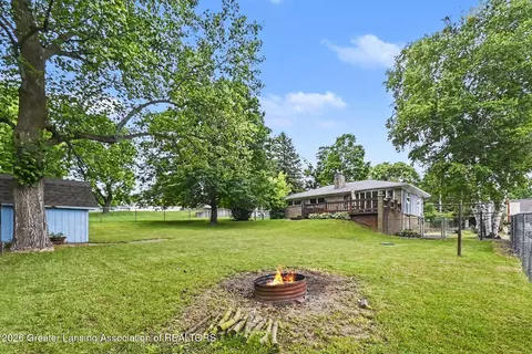 Exterior - 6950 Delta River Dr, Lansing, MI 48906 photo 3 of 6