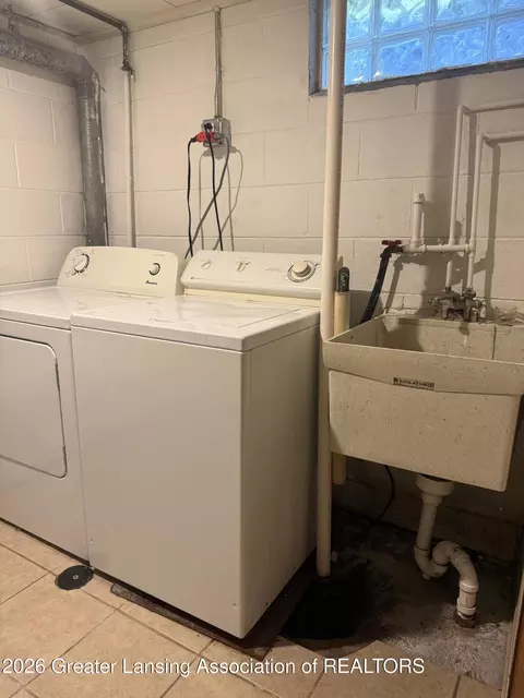 Other - 2400 Devonshire Ave, Lansing, MI 48910 photo 4 of 7