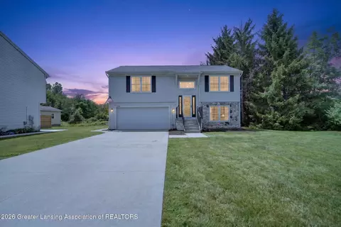 1939 Andover Blvd, Howell, MI 48843