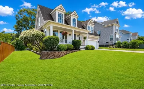 333 W Bailey Cir, Mason, MI 48854