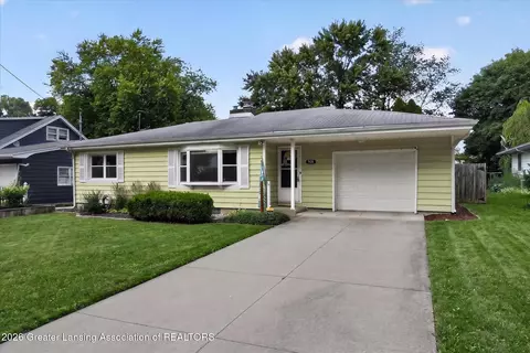 Exterior - 928 Robins Rd, Lansing, MI 48917 photo 3 of 20
