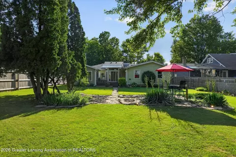 Exterior - 928 Robins Rd, Lansing, MI 48917 photo 16 of 20