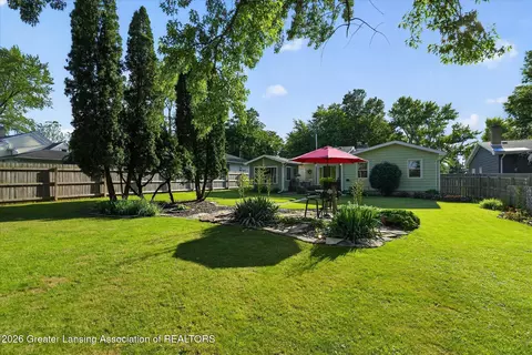 Exterior - 928 Robins Rd, Lansing, MI 48917 photo 14 of 20