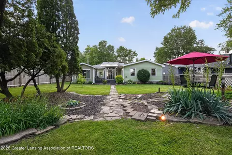 Exterior - 928 Robins Rd, Lansing, MI 48917 photo 15 of 20