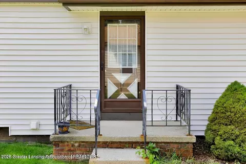 Exterior - 508 Red Cedar Blvd, Williamston, MI 48895 photo 2 of 3