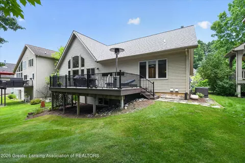 Exterior - 7844 Ashbrook Dr, Haslett, MI 48840 photo 6 of 8