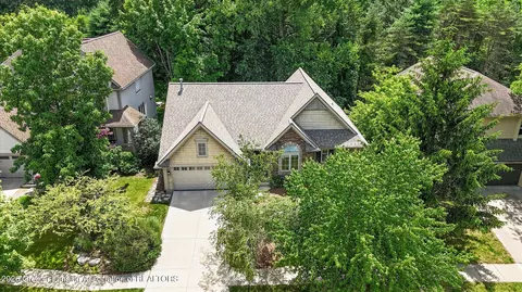 View/Area - 7844 Ashbrook Dr, Haslett, MI 48840 photo 2 of 11