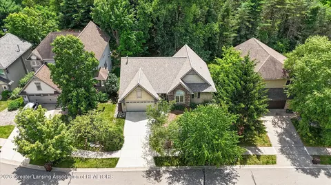 View/Area - 7844 Ashbrook Dr, Haslett, MI 48840 photo 3 of 11