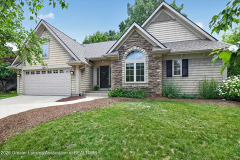Exterior - 7844 Ashbrook Dr, Haslett, MI 48840 photo 2 of 8